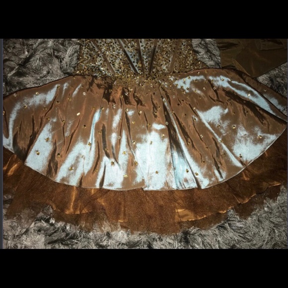 COPY - Short green/bronze sequin and beaded dress - Picture 4 of 5